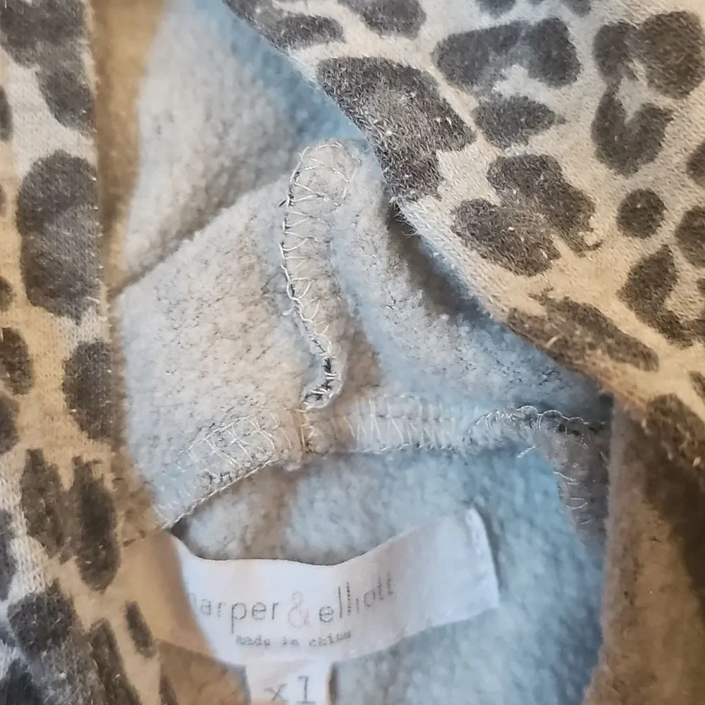 Leopard Print Hoodie and Pants Set Size  M Girls